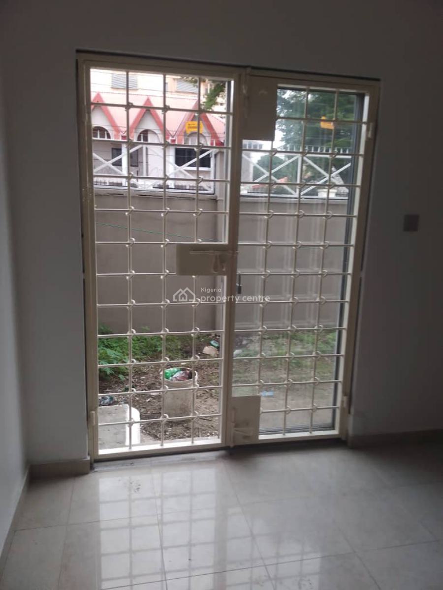 3 Bedroom Terraced & 1 Room Bq, Off Bourdilon Road, Ikoyi, Lagos, Terraced Duplex for Rent