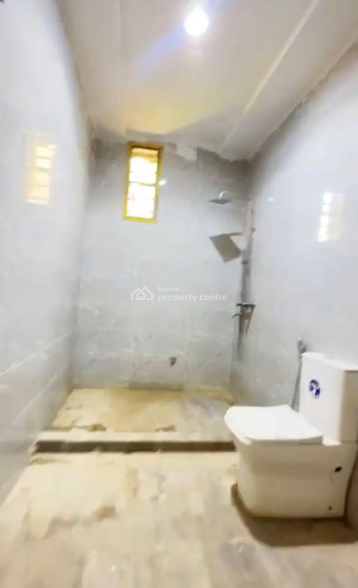 Exquisite New 3bedroom En-suite Flat, in an Estate, Guzape District, Abuja, House for Rent
