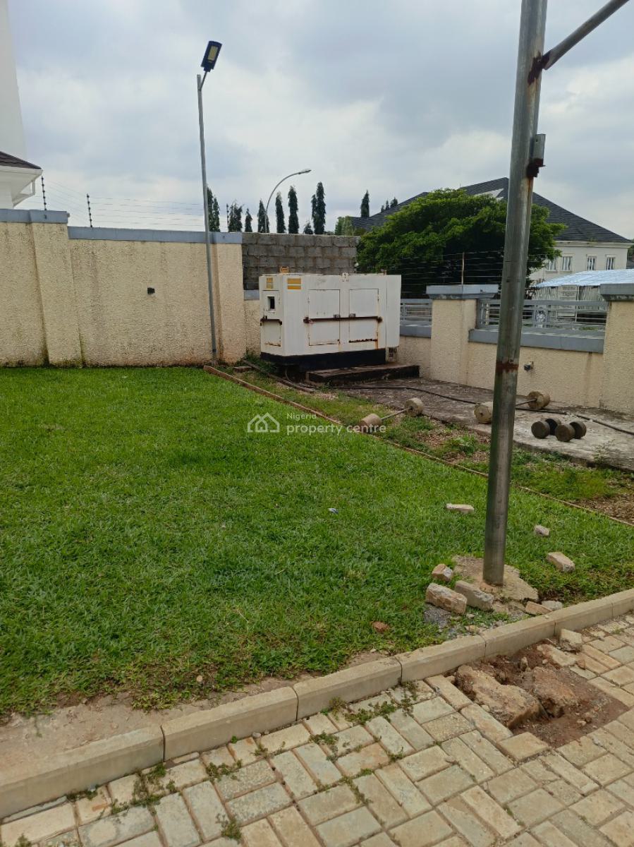 Well Renovated 4 Bedroom Terrace Duplex with a Bq Attached, Guzape District, Abuja, House for Rent