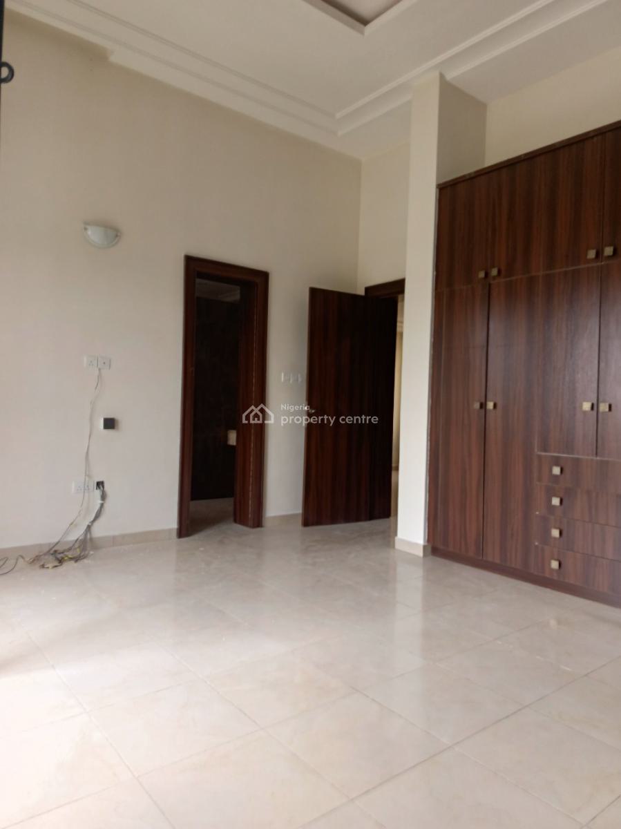 Well Renovated 4 Bedroom Terrace Duplex with a Bq Attached, Guzape District, Abuja, House for Rent