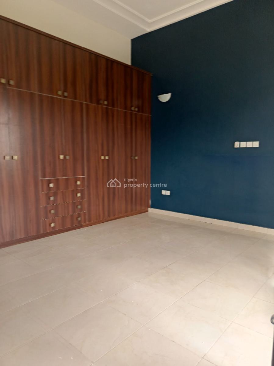 Well Renovated 4 Bedroom Terrace Duplex with a Bq Attached, Guzape District, Abuja, House for Rent