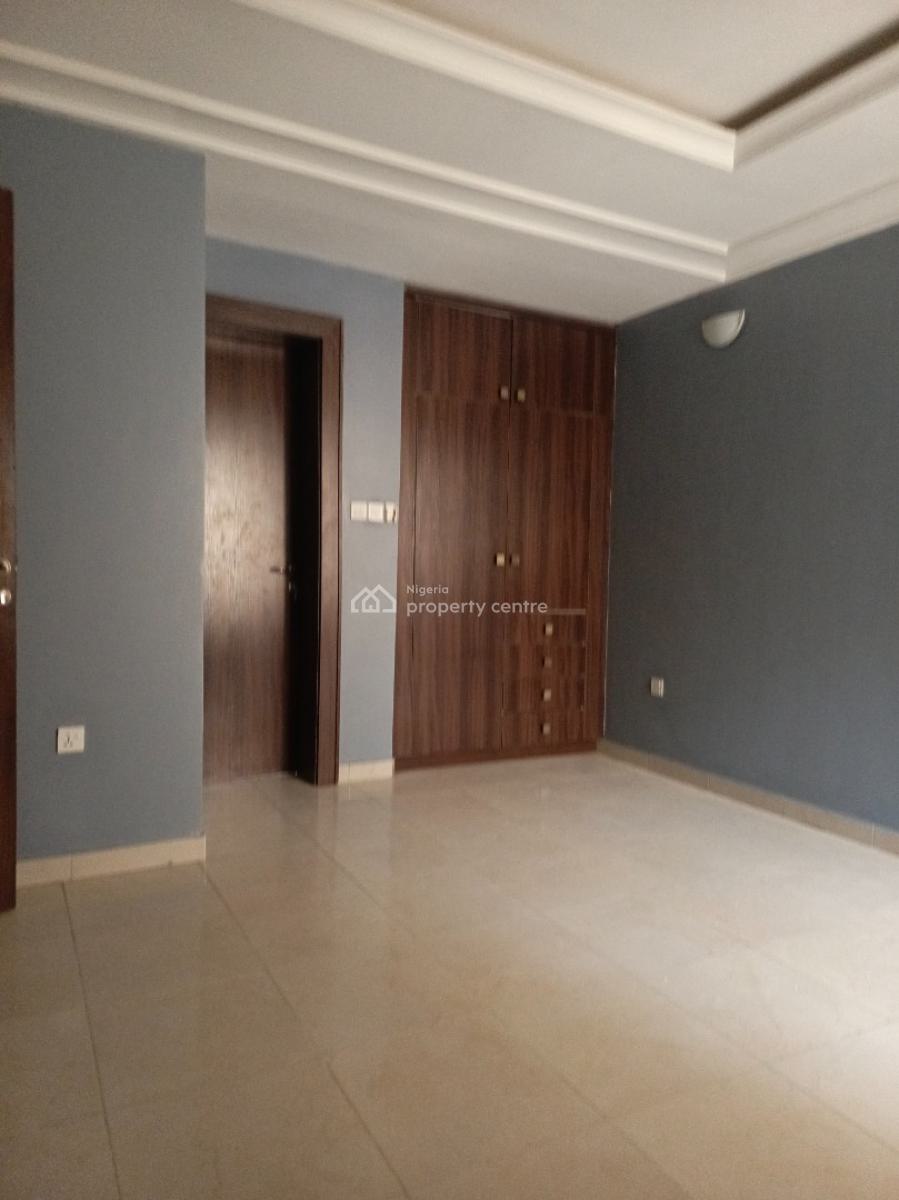 Well Renovated 4 Bedroom Terrace Duplex with a Bq Attached, Guzape District, Abuja, House for Rent