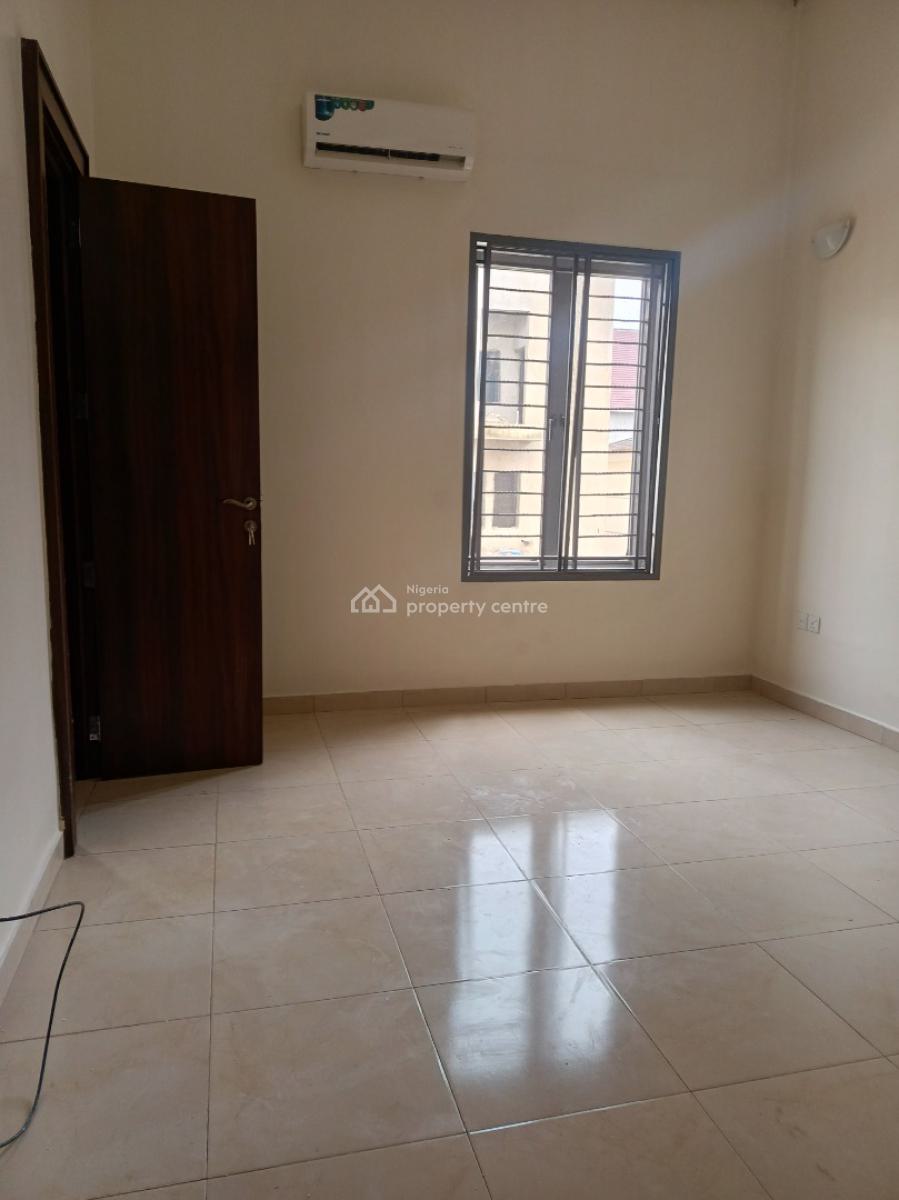 Well Renovated 4 Bedroom Terrace Duplex with a Bq Attached, Guzape District, Abuja, House for Rent