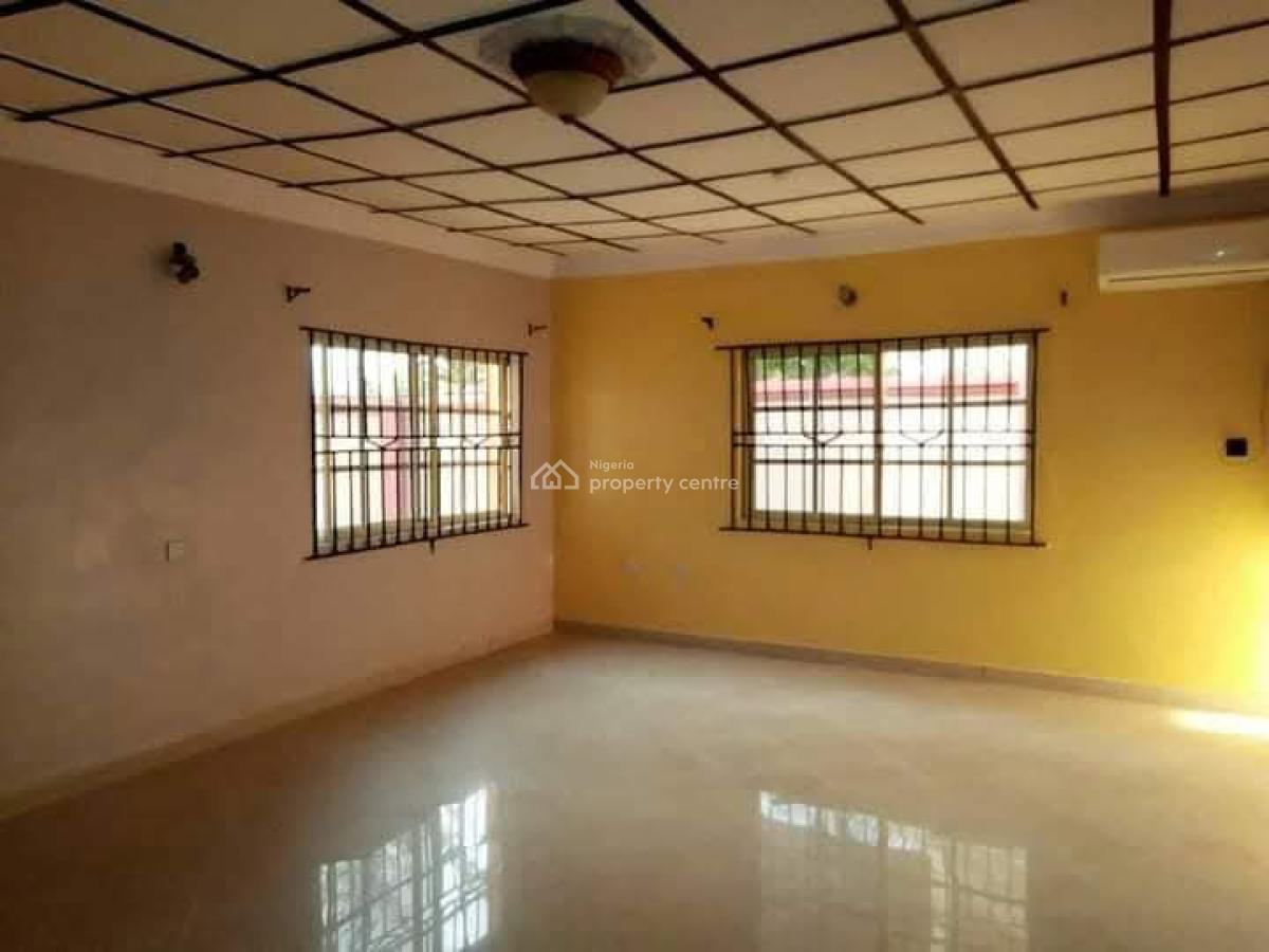 4 Bedroom Bungalow, Olu Odo Off Ebute Road, Ikorodu, Lagos, Detached Bungalow for Sale