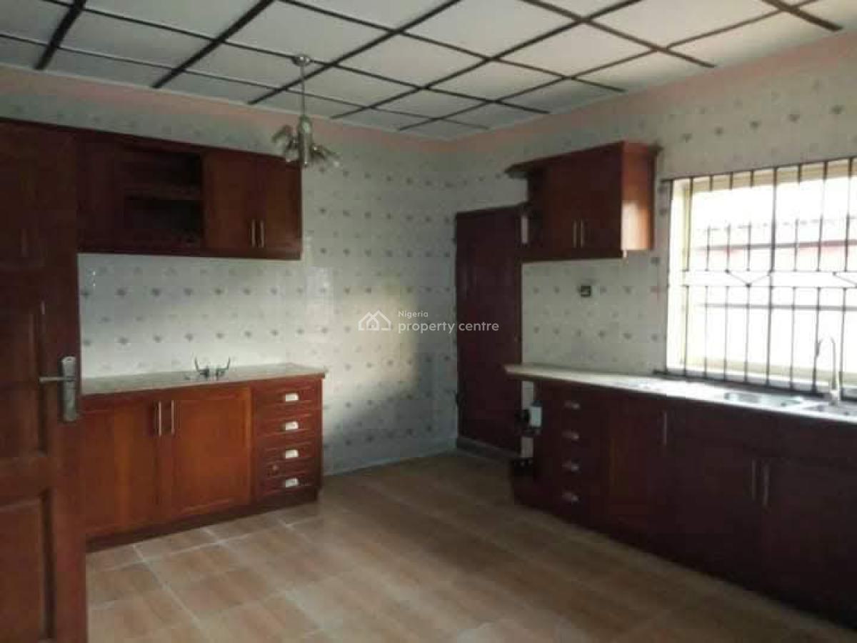 4 Bedroom Bungalow, Olu Odo Off Ebute Road, Ikorodu, Lagos, Detached Bungalow for Sale