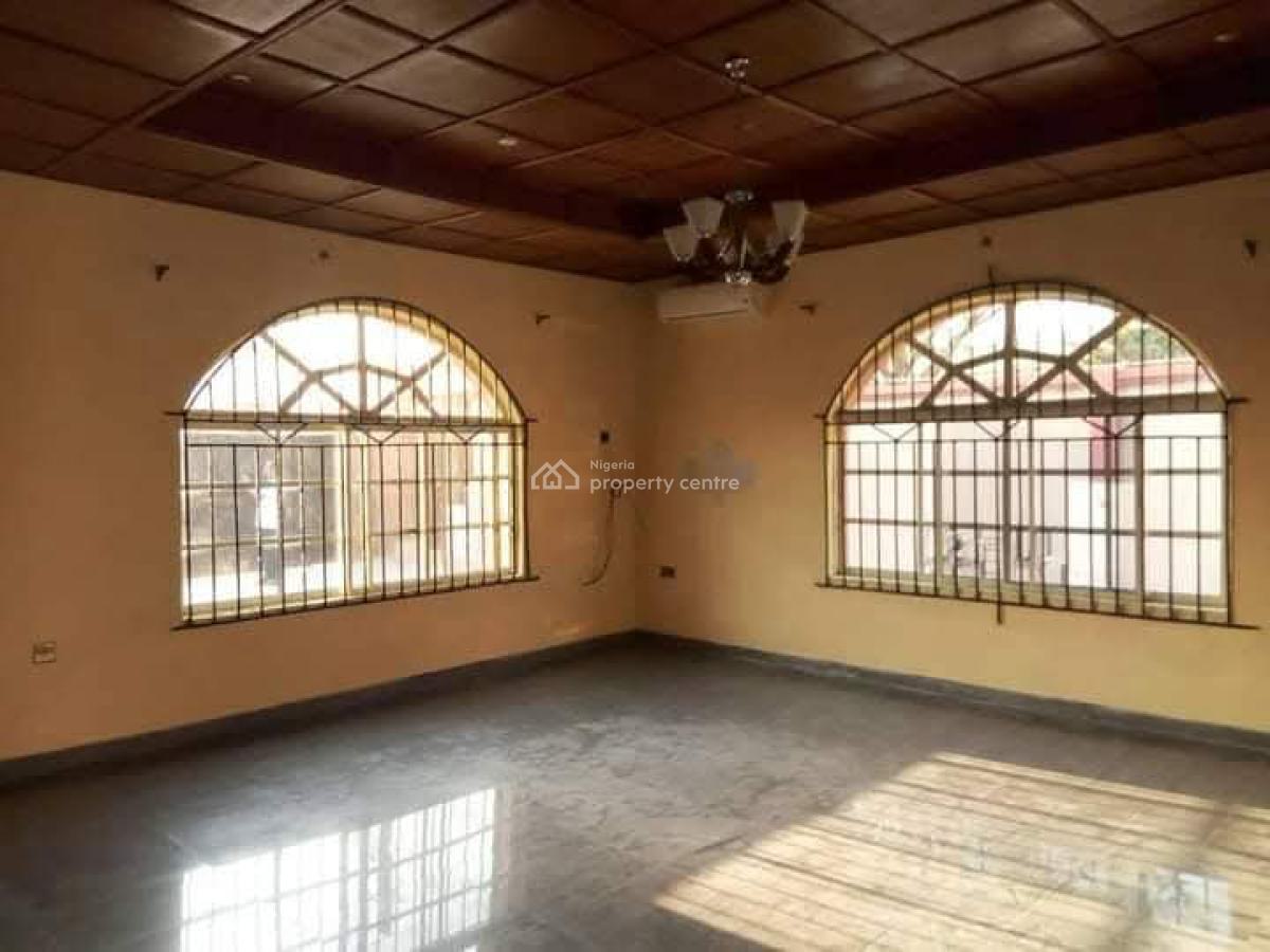 4 Bedroom Bungalow, Olu Odo Off Ebute Road, Ikorodu, Lagos, Detached Bungalow for Sale