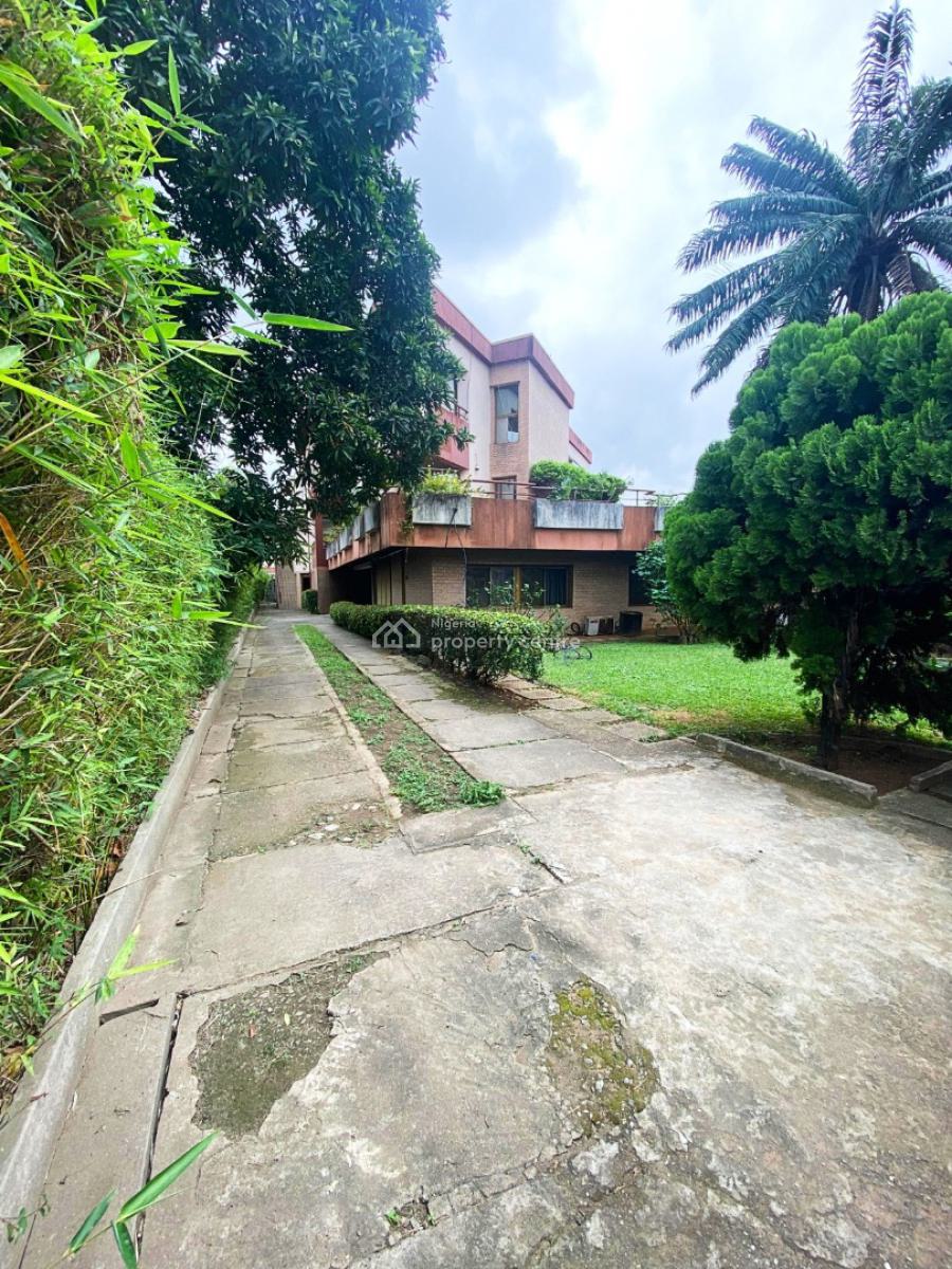 Exquisite 12 Bedroom Detached House, Off Toyin Street, Ikeja, Lagos, Detached Duplex for Sale