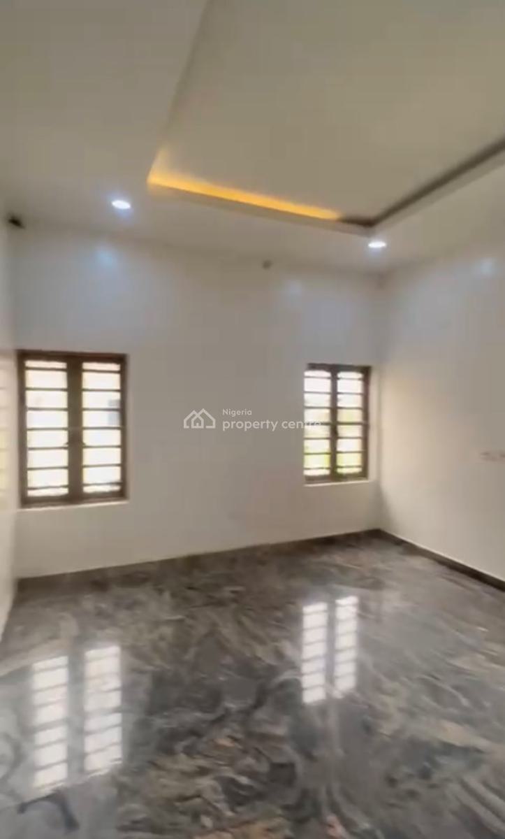 Luxurious 3bedroom Flat with Bq + Tarred Road, By American International School, Durumi, Abuja, House for Rent