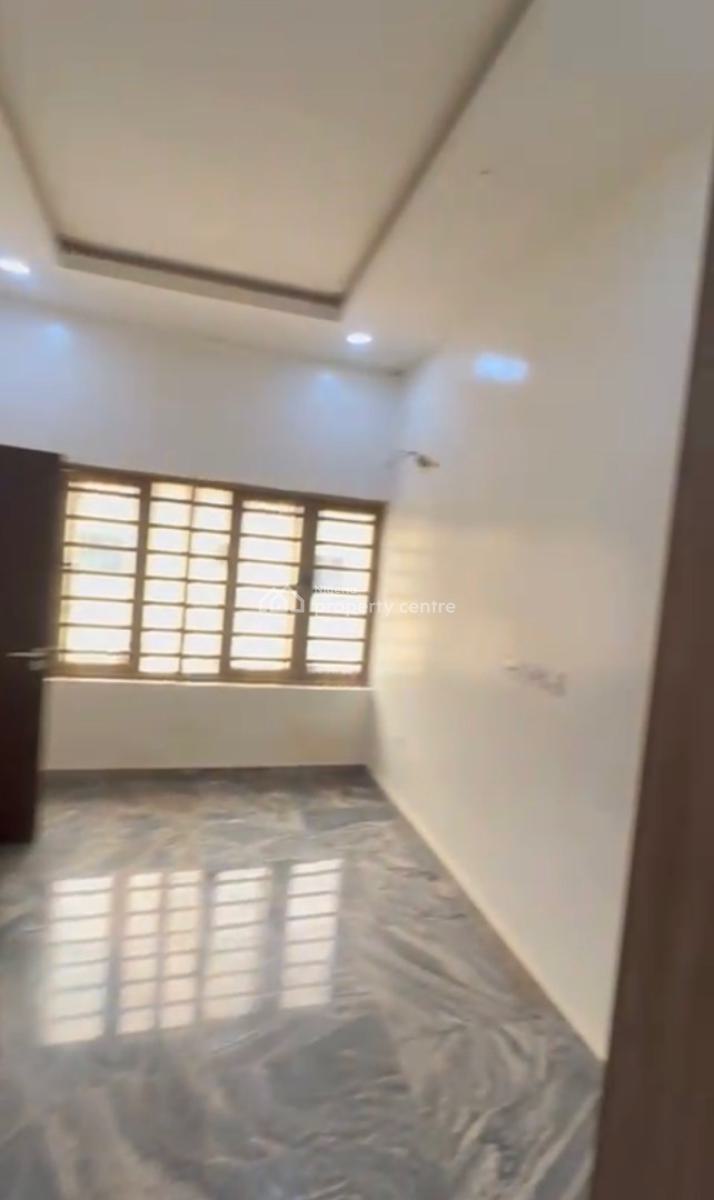 Luxurious 3bedroom Flat with Bq + Tarred Road, By American International School, Durumi, Abuja, House for Rent