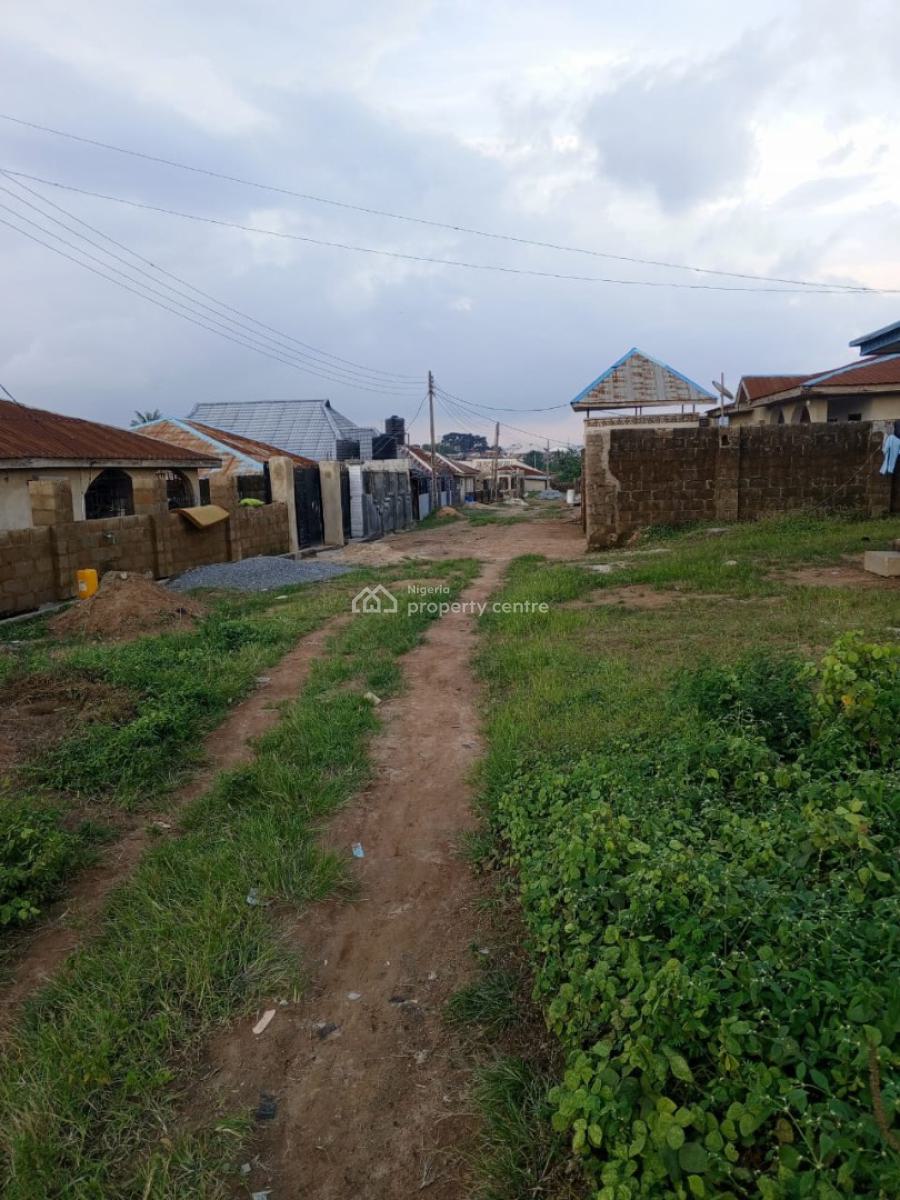 a 3 Bedroom Bungalow in a Serene Estate, Cele Rainbow, Asunle Road Off Akala Express, Oluyole, Oyo, Detached Bungalow for Sale