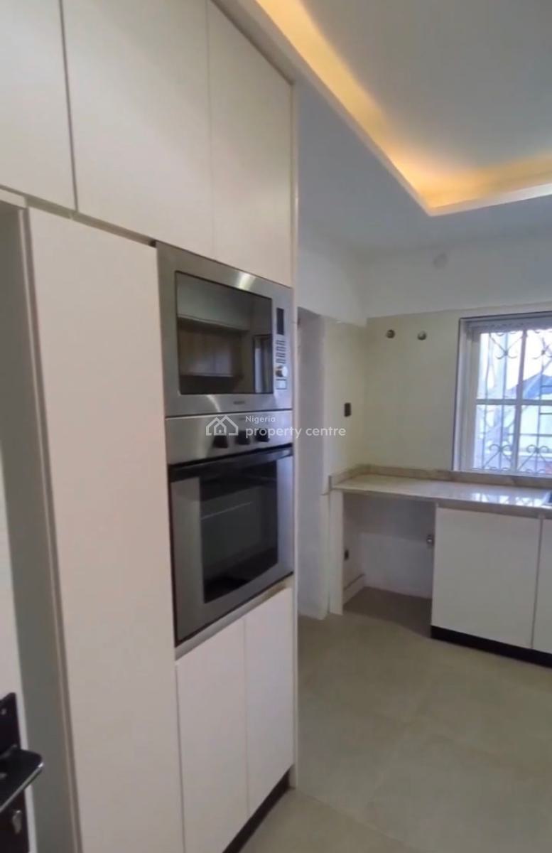 Luxury 3bedroom En-suite Block of Flat + Gym+ Swimming Pool, By Legislative Quarters, Apo Resettlement, Apo, Abuja, Block of Flats for Sale