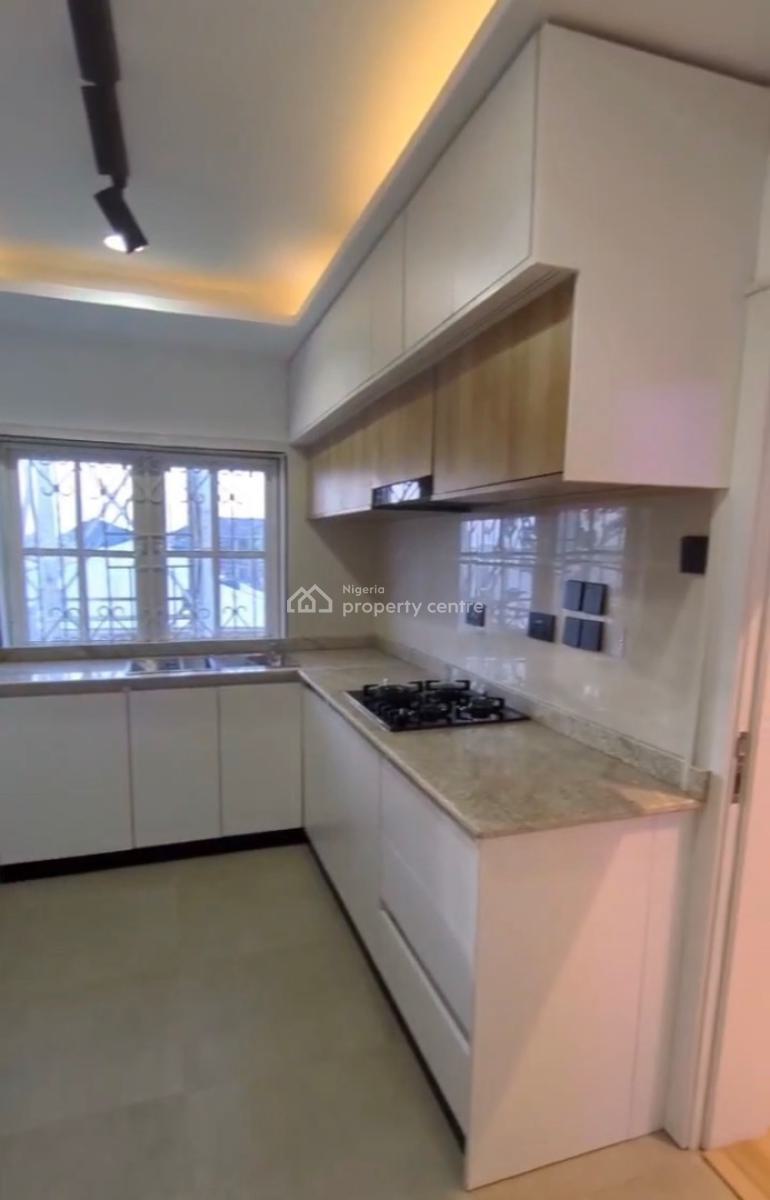 Luxury 3bedroom En-suite Block of Flat + Gym+ Swimming Pool, By Legislative Quarters, Apo Resettlement, Apo, Abuja, Block of Flats for Sale