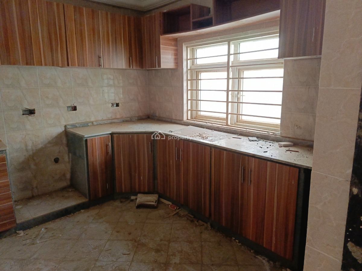 a Brand New Well Finished Spacious 2-bedrooms Block of Flat, Behind Aduvie School, Jahi, Abuja, Flat / Apartment for Rent