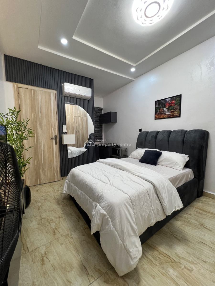Stylish Studio Apartment, Royal Pine Gate 1, Orchid Road, Lekki Phase 2, Lekki, Lagos, Self Contain (single Rooms) Short Let