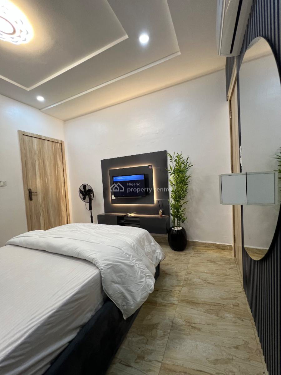 Stylish Studio Apartment, Royal Pine Gate 1, Orchid Road, Lekki Phase 2, Lekki, Lagos, Self Contain (single Rooms) Short Let