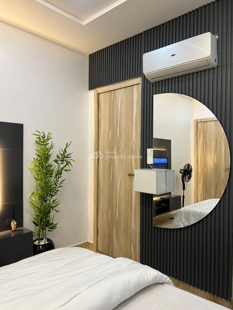 Stylish Studio Apartment, Royal Pine Gate 1, Orchid Road, Lekki Phase 2, Lekki, Lagos, Self Contain (single Rooms) Short Let