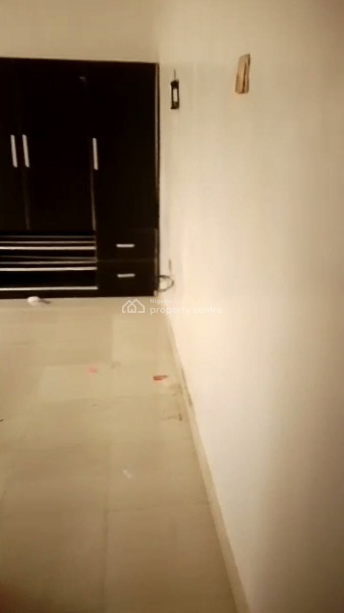 Neatly Used 3 Bedroom Apartment (ensuite), Adeniyi Jones, Ikeja, Lagos, Flat / Apartment for Rent
