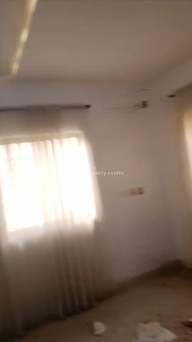 Neatly Used 3 Bedroom Apartment (ensuite), Adeniyi Jones, Ikeja, Lagos, Flat / Apartment for Rent