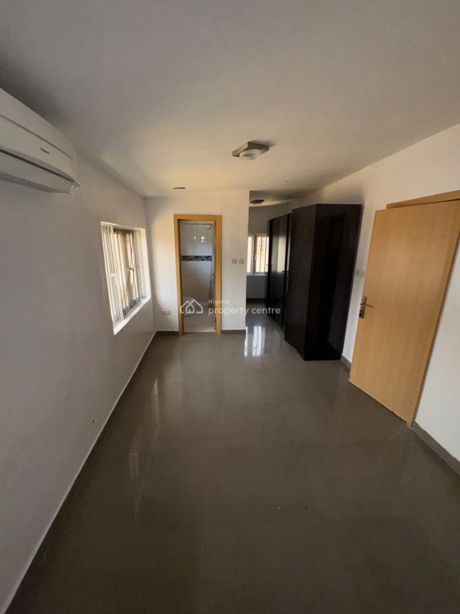 Beautiful 1 Bedroom Apartment in The Heart of Ikoyi, Ikoyi, Lagos, Flat / Apartment for Rent