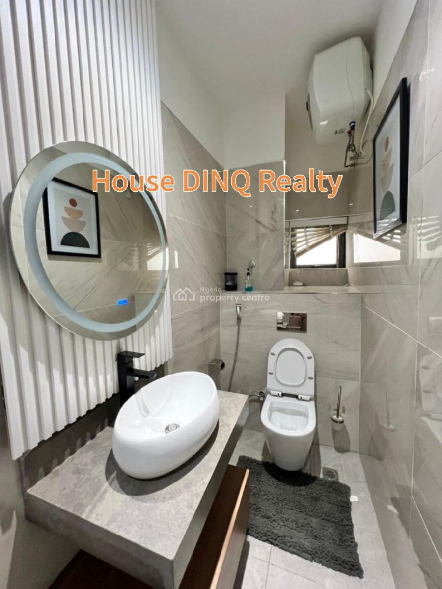 Exquisite 3 Bedroom Apartment with a Room Bq, Old Ikoyi, Ikoyi, Lagos, Flat / Apartment for Rent