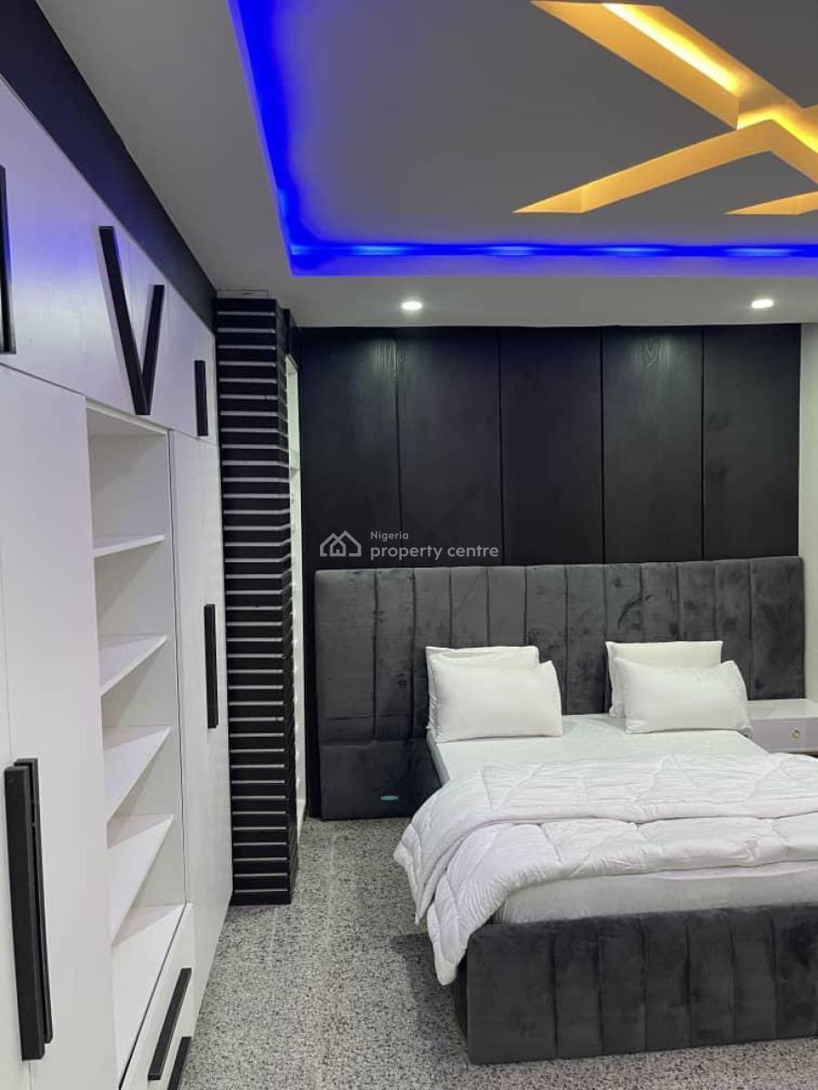 Beautiful 2 Bedrooms Apartment with Swimming Pool, By Gilmore, Jahi, Abuja, Flat / Apartment Short Let