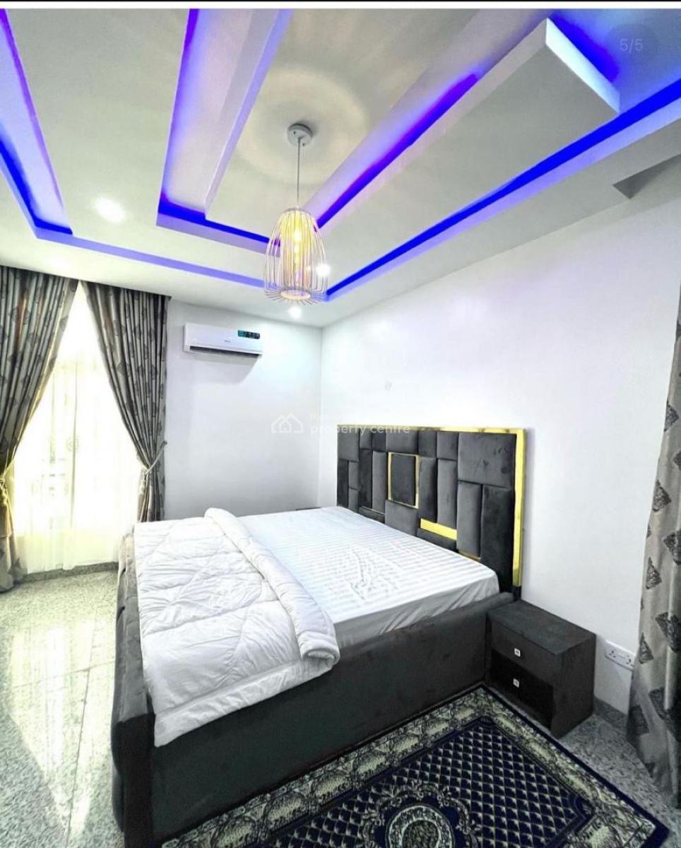 Exotic 2 Bedrooms Apartment with Swimming Pool, By Gilmore, Jahi, Abuja, Flat / Apartment Short Let