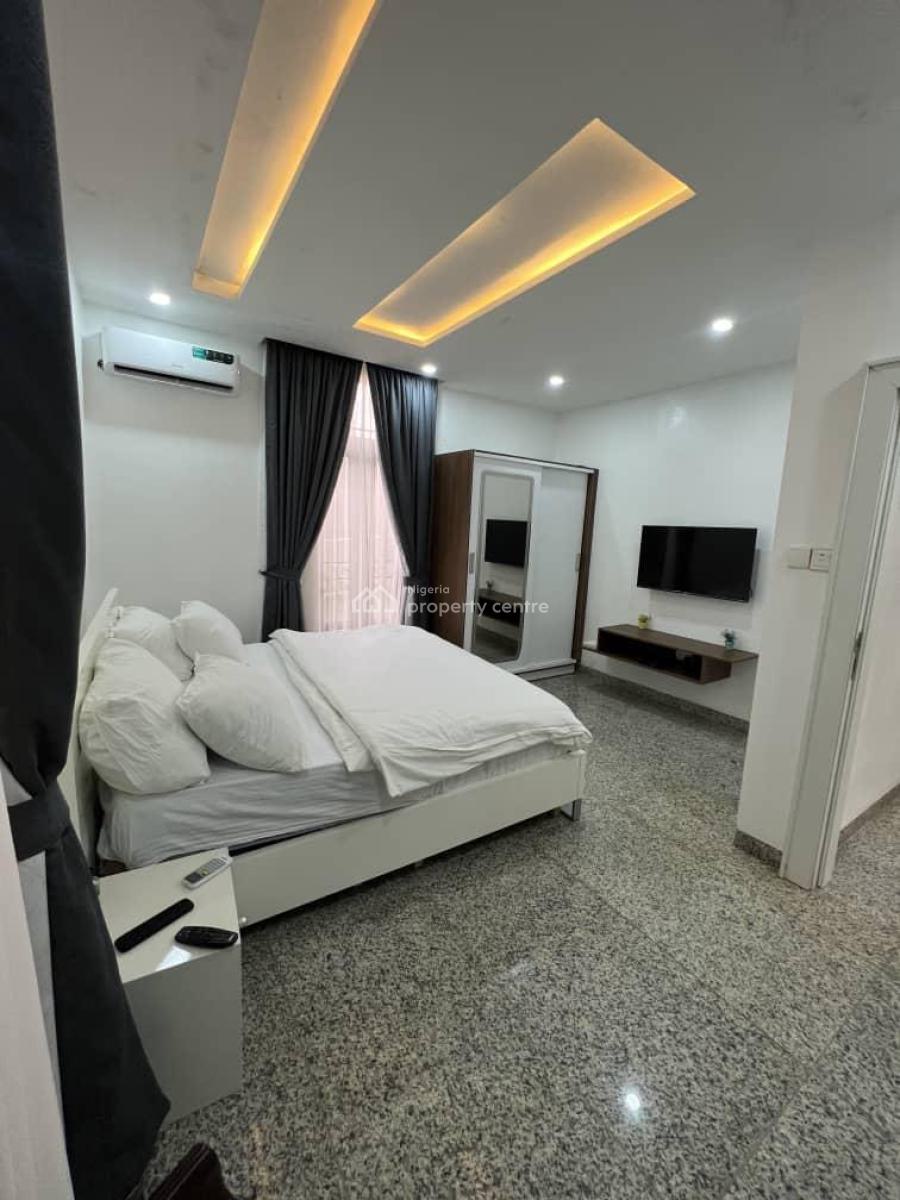 Executive 2 Bedrooms Apartment with Swimming Pool, By Gilmore, Jahi, Abuja, Flat / Apartment Short Let