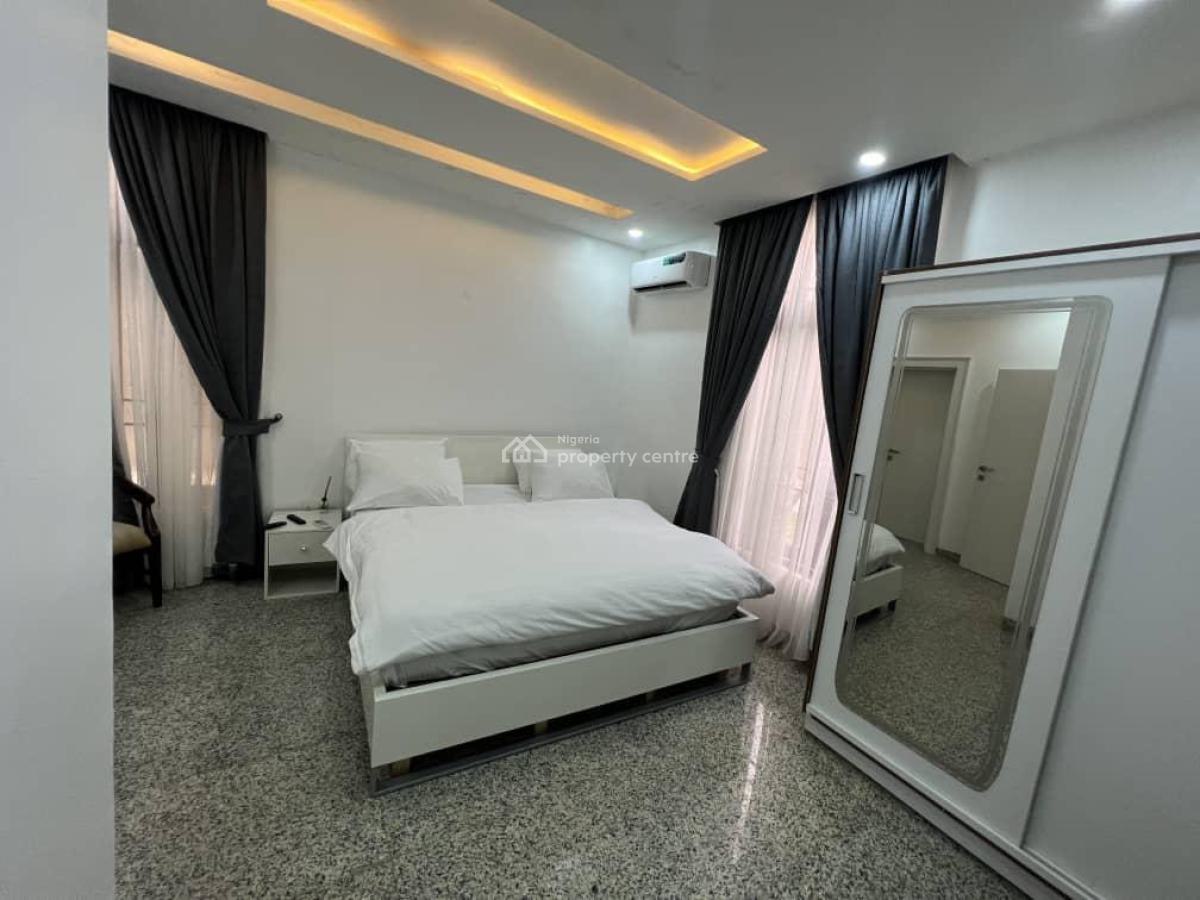 Executive 2 Bedrooms Apartment with Swimming Pool, By Gilmore, Jahi, Abuja, Flat / Apartment Short Let
