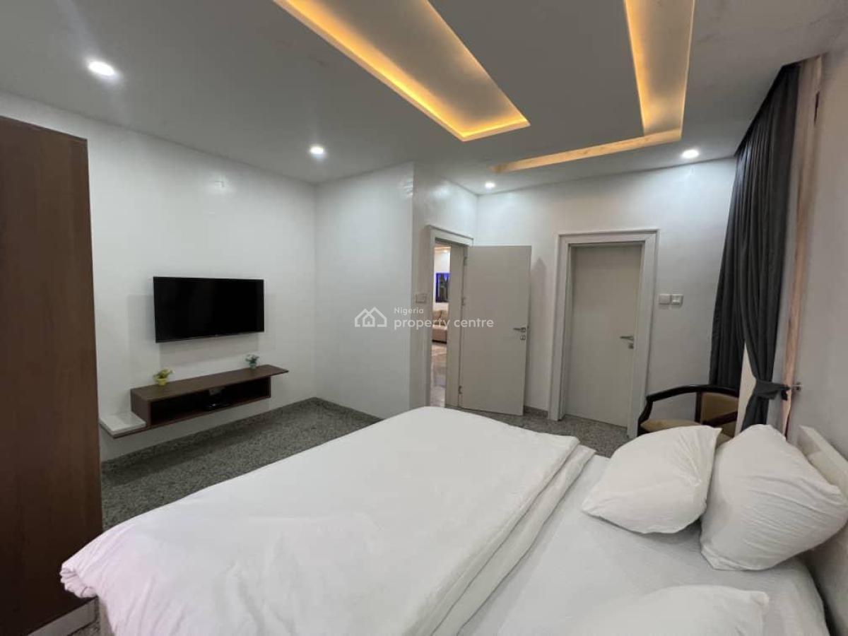 Executive 2 Bedrooms Apartment with Swimming Pool, By Gilmore, Jahi, Abuja, Flat / Apartment Short Let