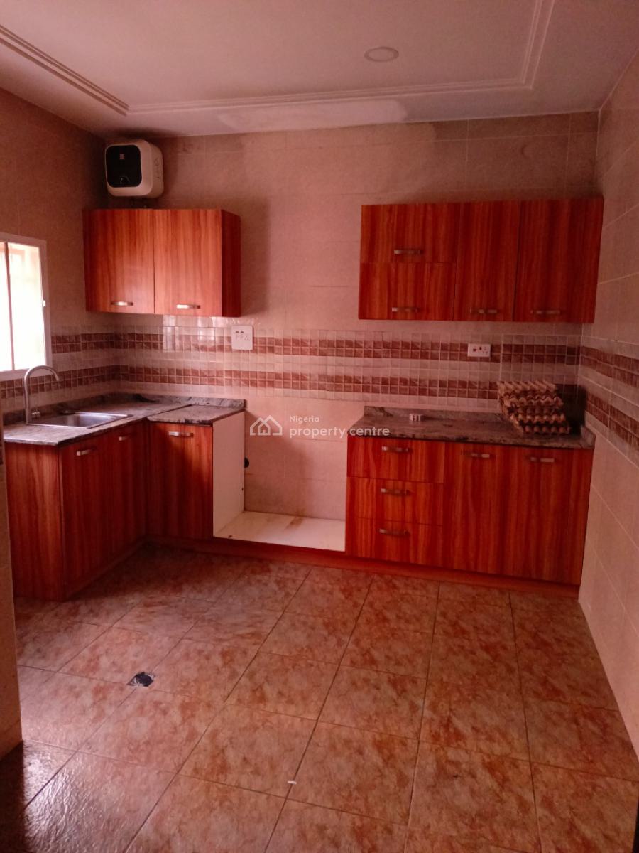 Sharp 4 Bedroom Terrace Duplex with Bq, Jahi Behind Aduvie School, Jahi, Abuja, Terraced Duplex for Rent