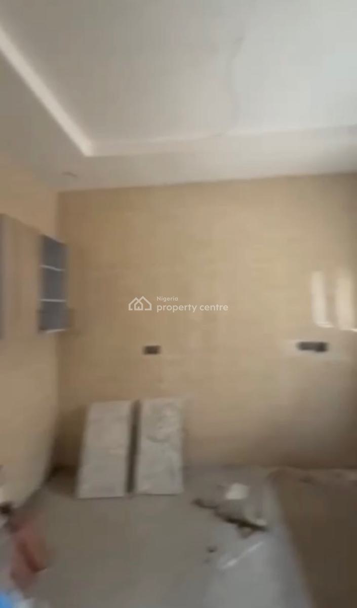Newly Built 3 Bedroom En-suite Flat + Tarred Road, By The Roundabout, Galadimawa, Abuja, House for Rent