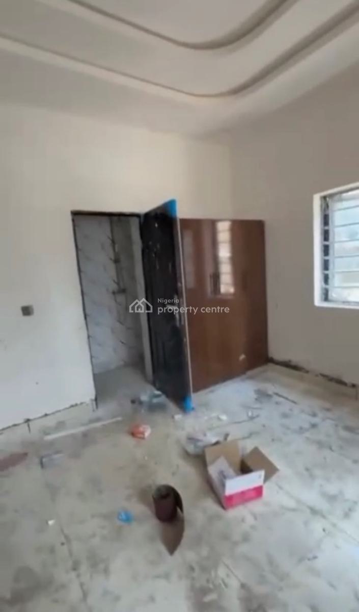 Newly Built 3 Bedroom En-suite Flat + Tarred Road, By The Roundabout, Galadimawa, Abuja, House for Rent