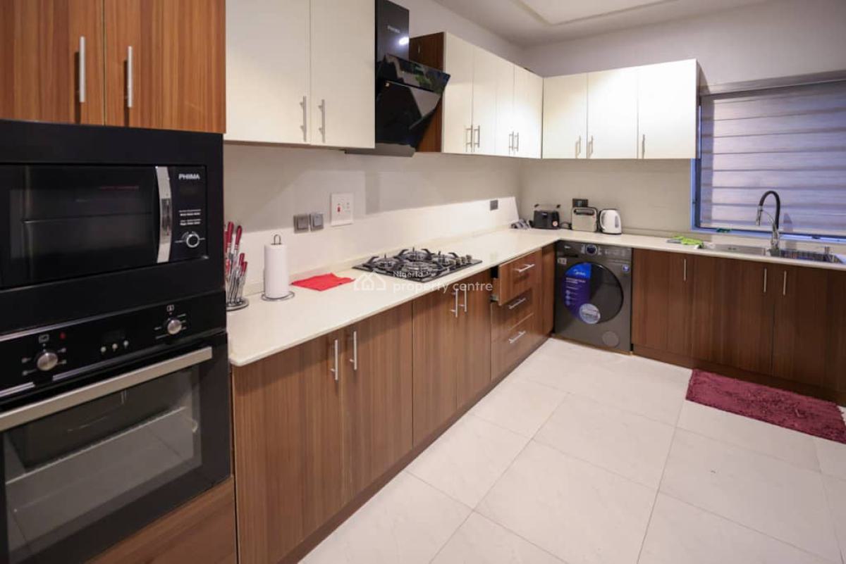 Luxury 3 Bedrooms Apartment, Guzape District, Abuja, Flat / Apartment Short Let