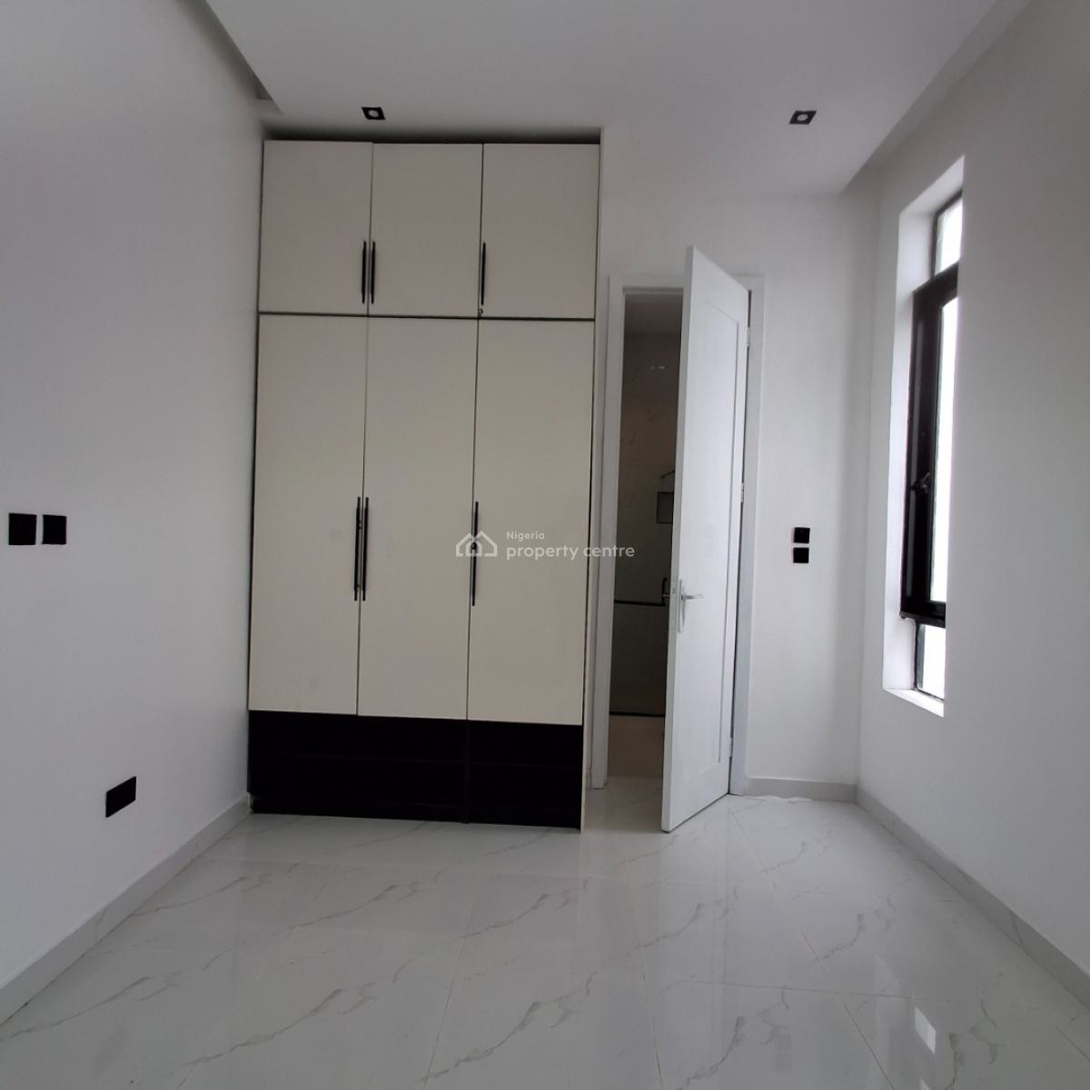 Four Bedroom Detached Duplex, Lafiaji, Lekki, Lagos, Detached Duplex for Sale