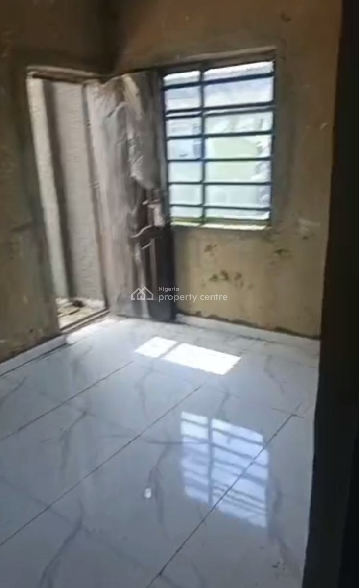 Decent, Spacious, Nice, Newly Built 2 Bedroom Flat., Off Ogunmokun, Mushin, Lagos, Flat / Apartment for Rent