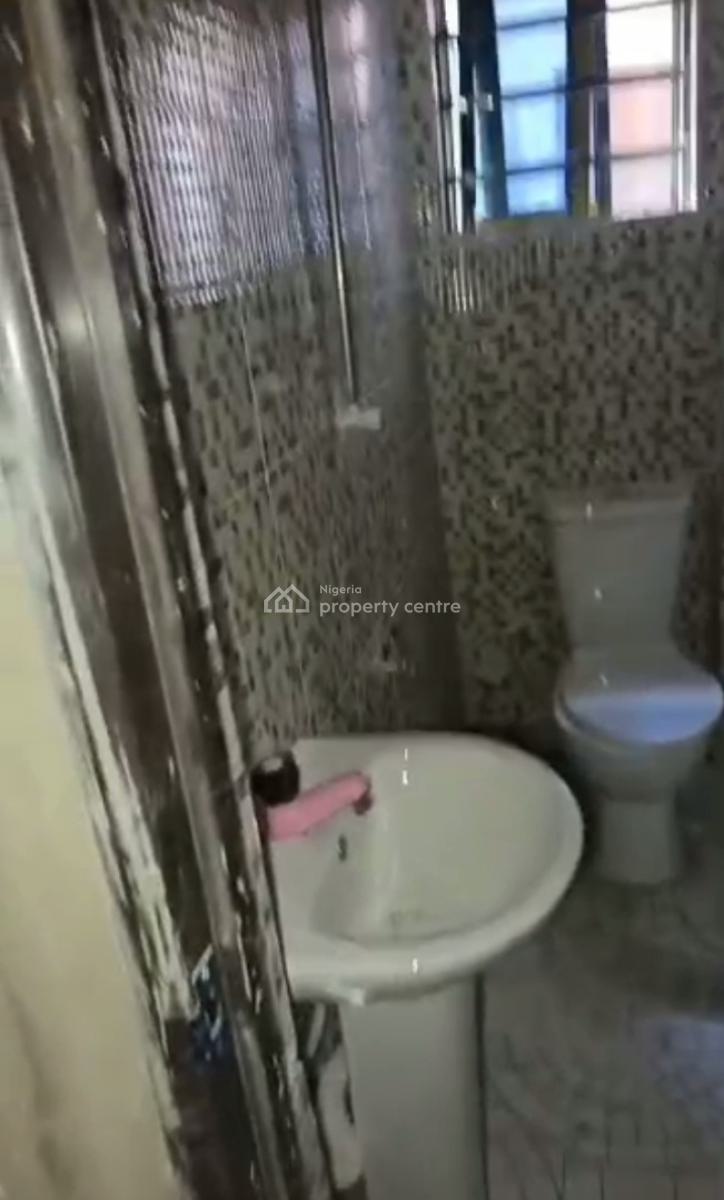 Decent, Spacious, Nice, Newly Built 2 Bedroom Flat., Off Ogunmokun, Mushin, Lagos, Flat / Apartment for Rent