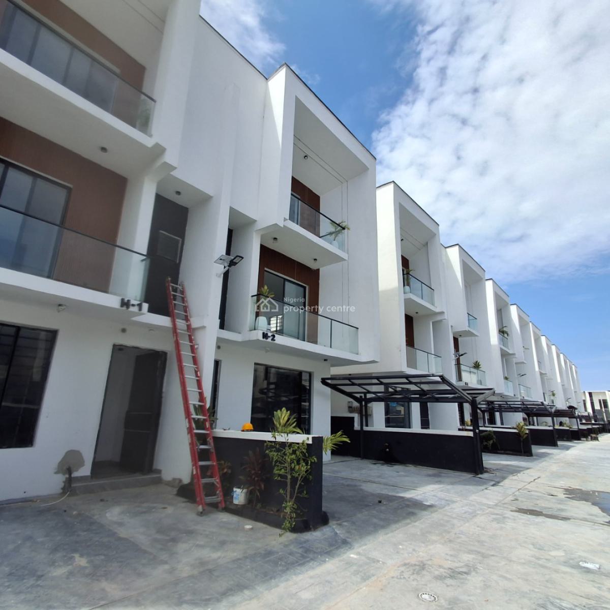 Four Bedroom Semi Detached Duplex, Orchid Road, Lafiaji, Lekki, Lagos, Semi-detached Duplex for Sale