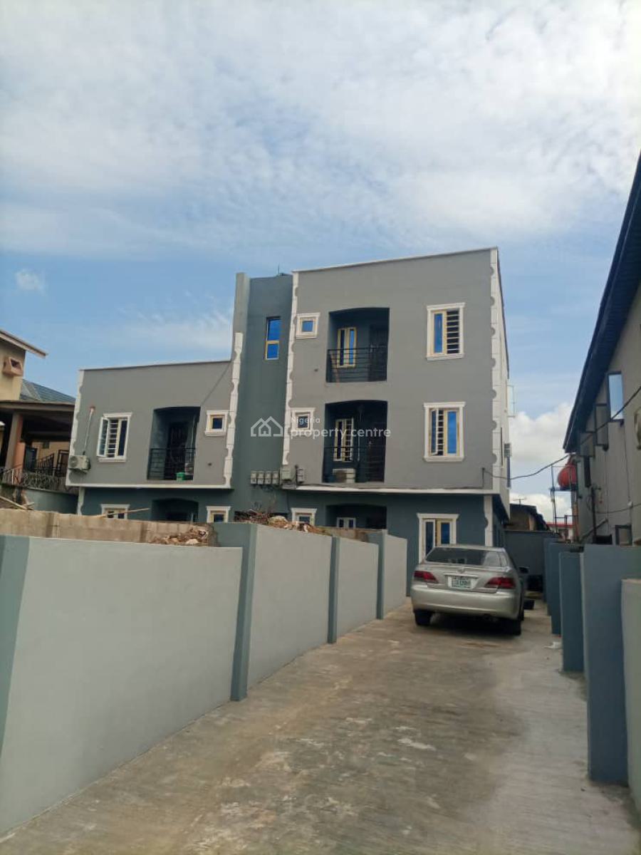 Standard 2 Bedroom Apartment, Gra Phase 1, Magodo, Lagos, Flat / Apartment for Rent
