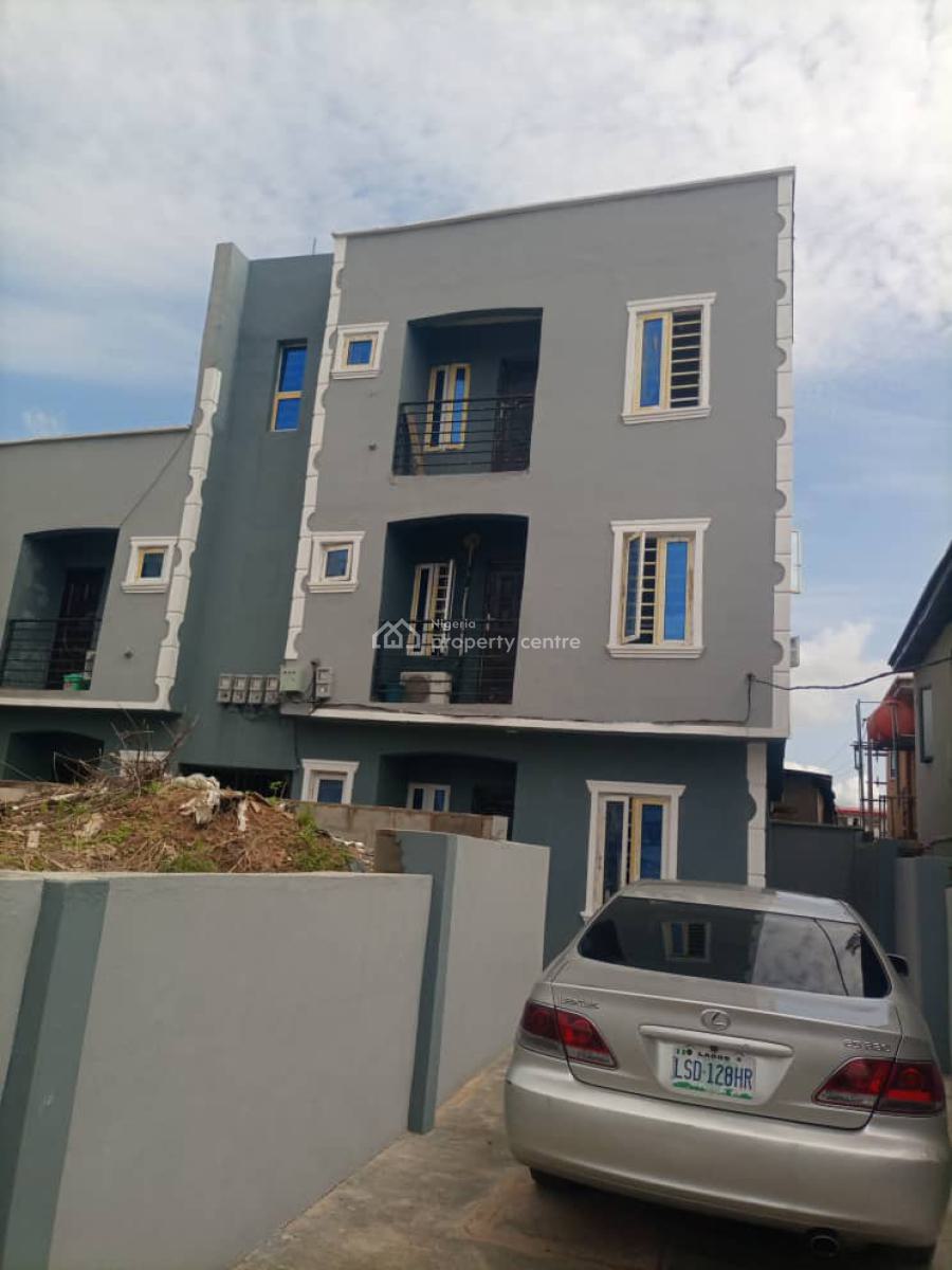 Standard 2 Bedroom Apartment, Gra Phase 1, Magodo, Lagos, Flat / Apartment for Rent