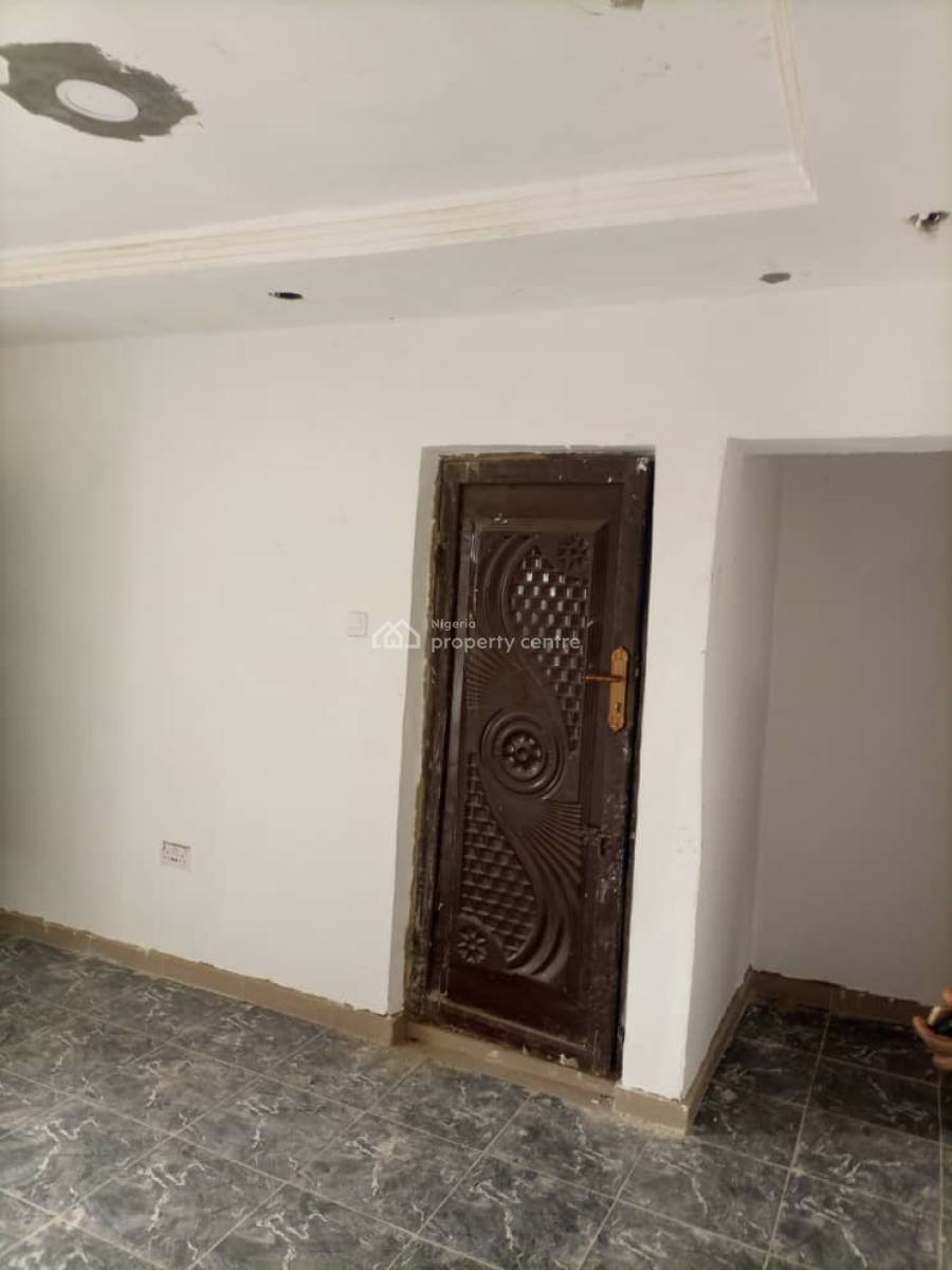 Standard 2 Bedroom Apartment, Gra Phase 1, Magodo, Lagos, Flat / Apartment for Rent