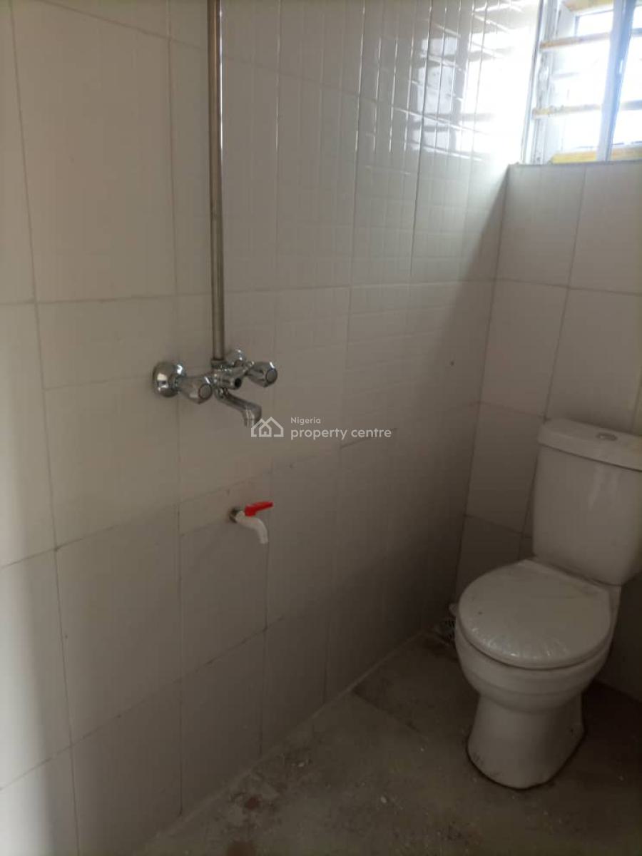 Standard 2 Bedroom Apartment, Gra Phase 1, Magodo, Lagos, Flat / Apartment for Rent