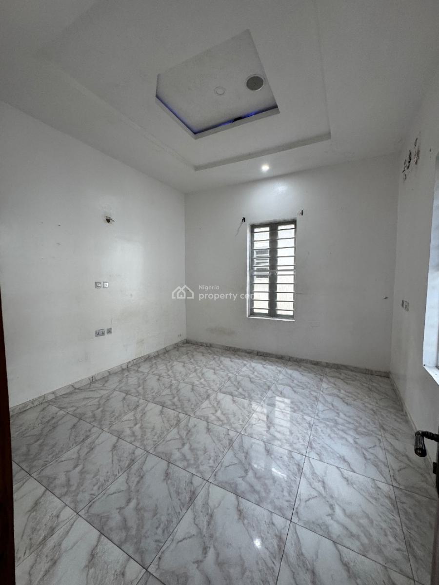 Self Contain, Chevy View Estate, Lekki Expressway, Lekki, Lagos, Self Contain (single Rooms) for Rent