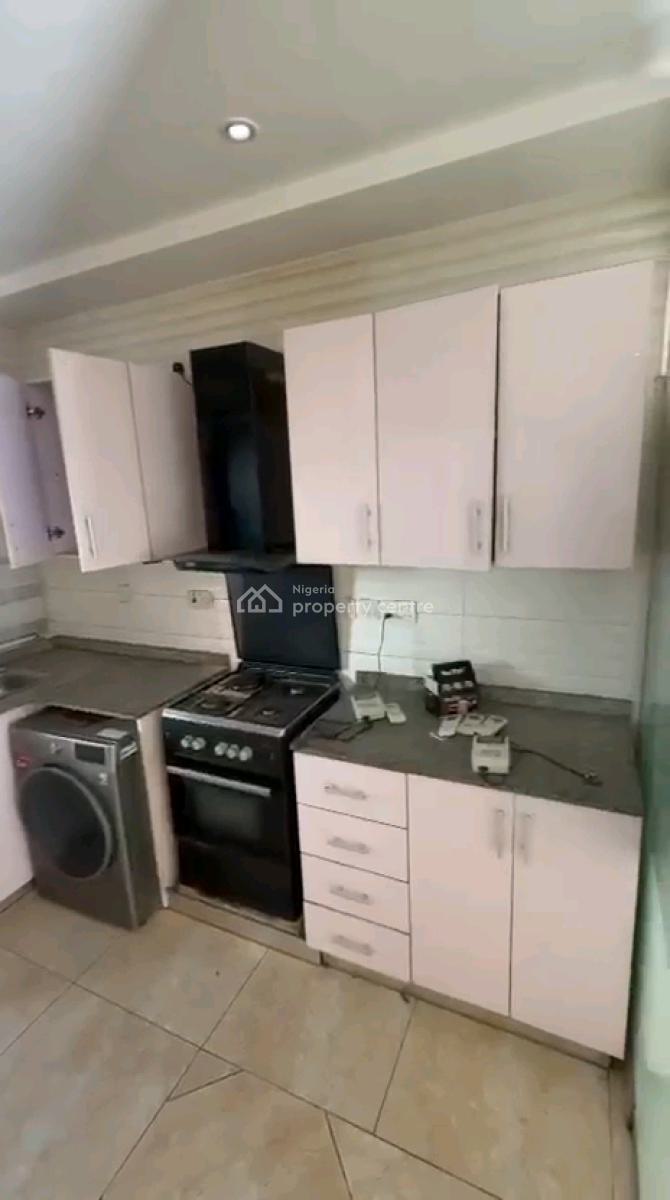 Standard and Spacious 2 Bedroom Flat, Anifowoshe, Ikeja, Lagos, Flat / Apartment for Rent