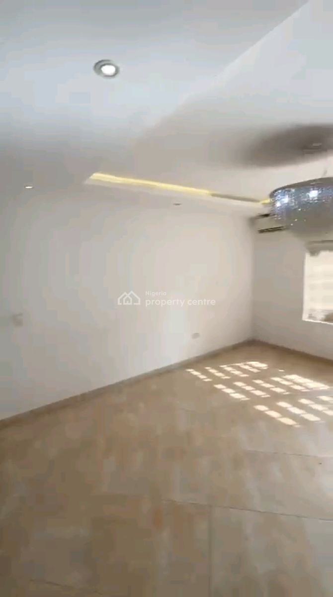 Standard and Spacious 2 Bedroom Flat, Anifowoshe, Ikeja, Lagos, Flat / Apartment for Rent