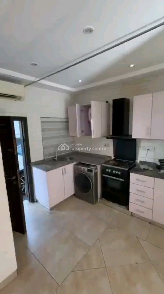 Standard and Spacious 2 Bedroom Flat, Anifowoshe, Ikeja, Lagos, Flat / Apartment for Rent