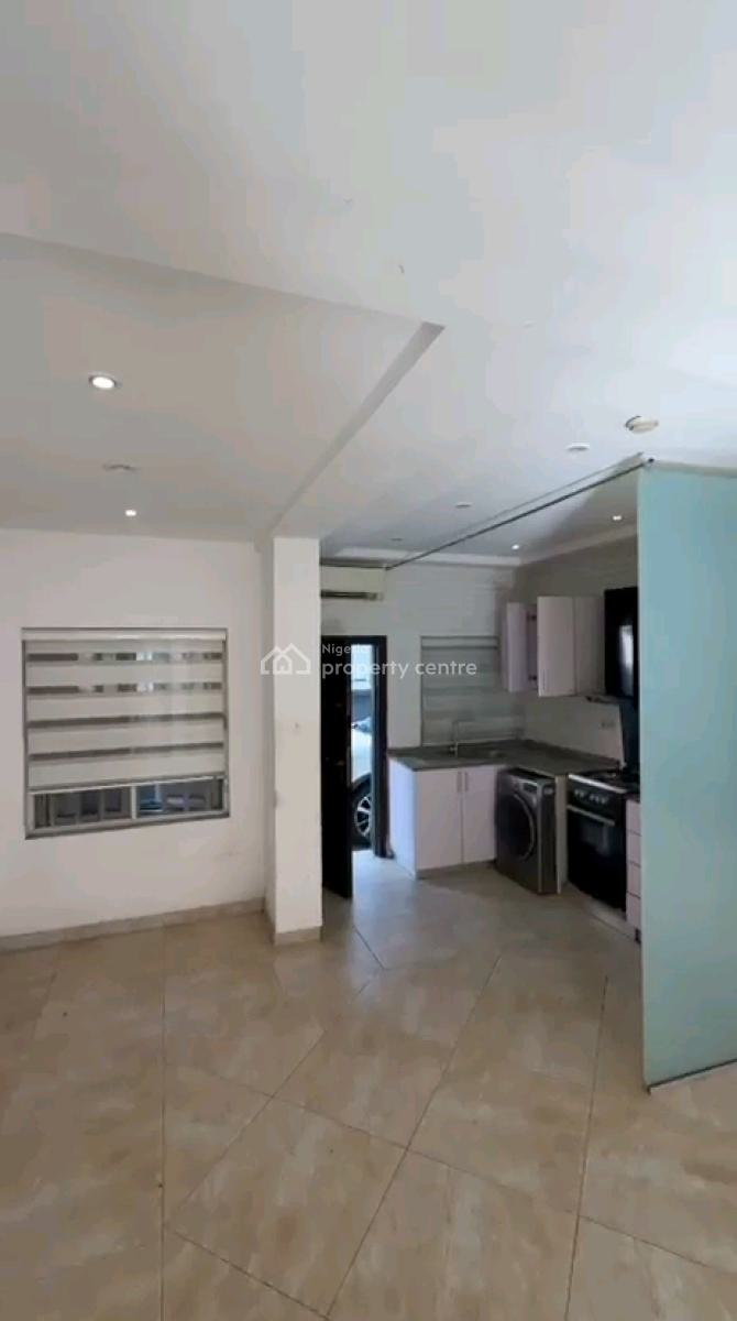 Standard and Spacious 2 Bedroom Flat, Anifowoshe, Ikeja, Lagos, Flat / Apartment for Rent