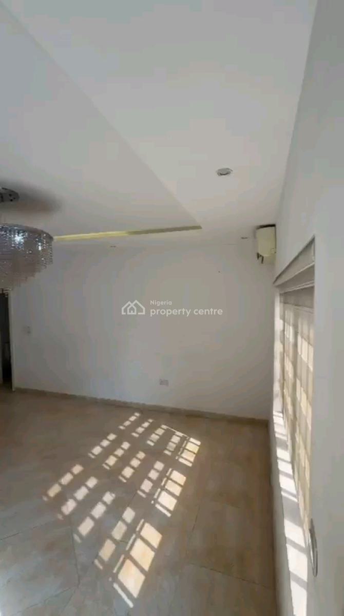 Standard and Spacious 2 Bedroom Flat, Anifowoshe, Ikeja, Lagos, Flat / Apartment for Rent