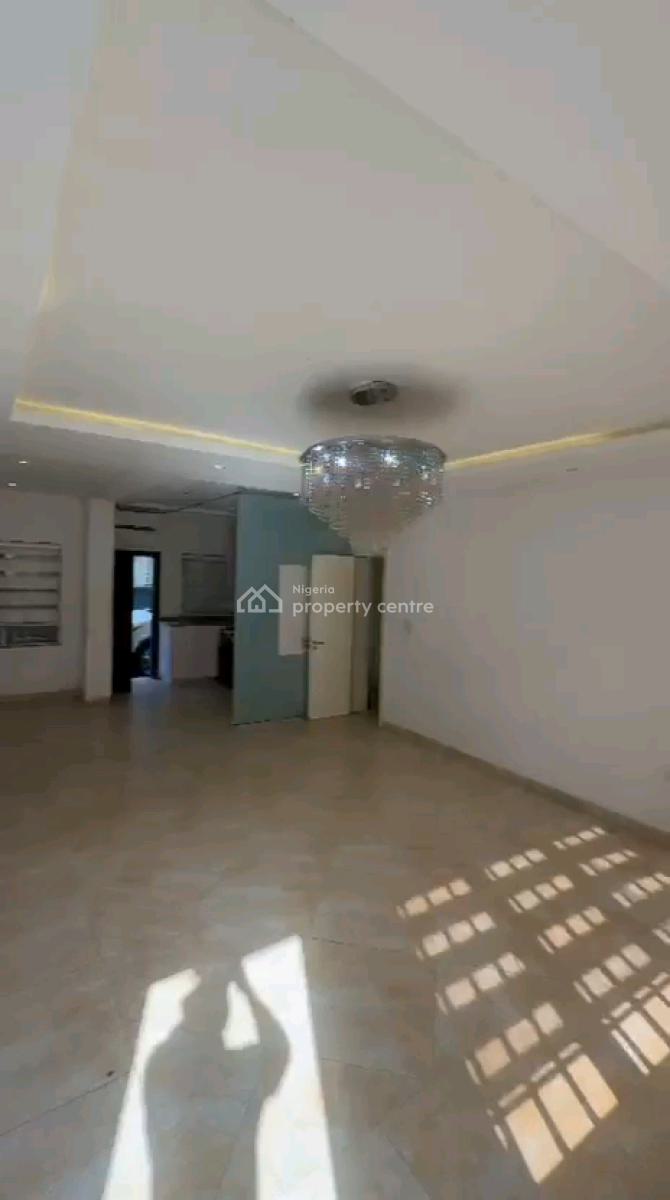 Standard and Spacious 2 Bedroom Flat, Anifowoshe, Ikeja, Lagos, Flat / Apartment for Rent