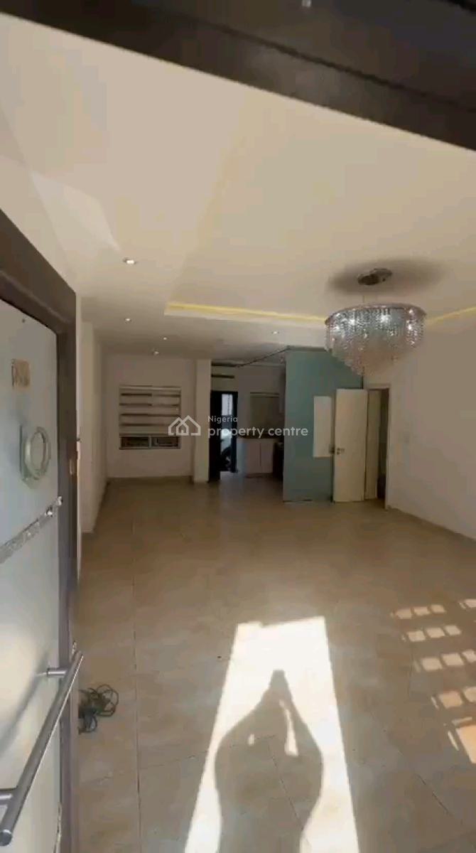Standard and Spacious 2 Bedroom Flat, Anifowoshe, Ikeja, Lagos, Flat / Apartment for Rent