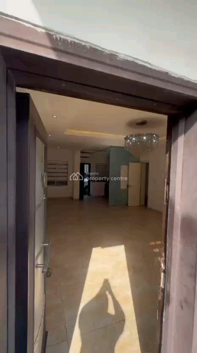 Standard and Spacious 2 Bedroom Flat, Anifowoshe, Ikeja, Lagos, Flat / Apartment for Rent